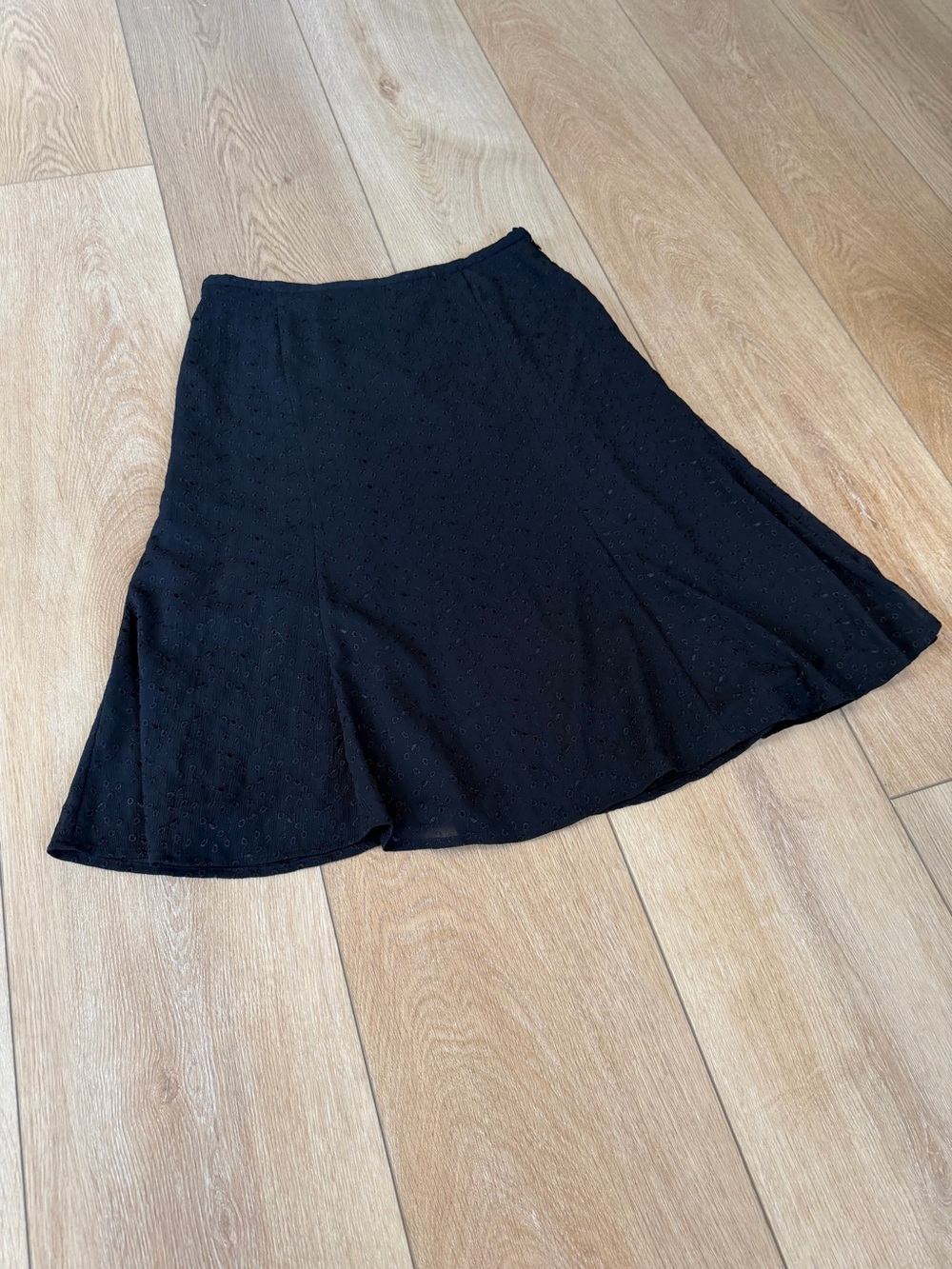 Vintage Black Eyelet Embroidered A-Line Midi Skirt Cottagecore Women’s 8